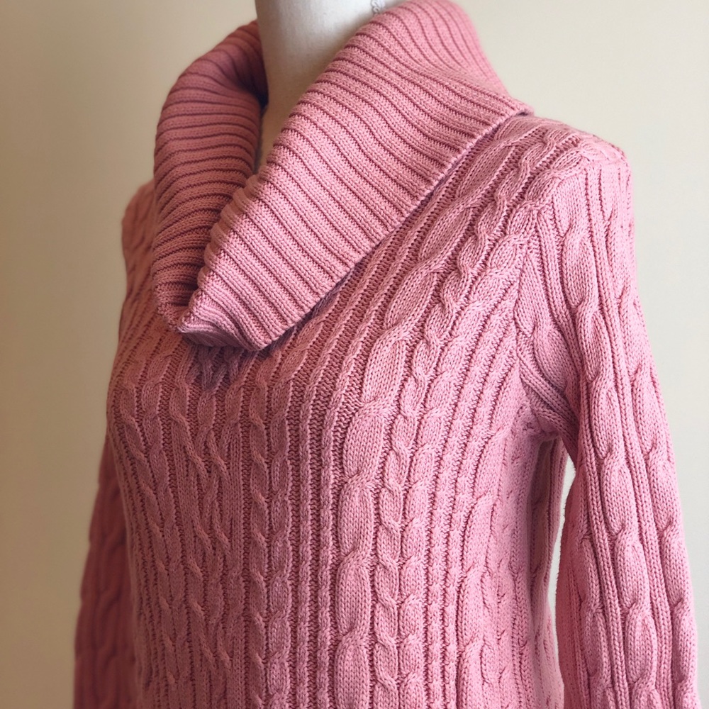 Adorable sweater 🤩🤩🤩
